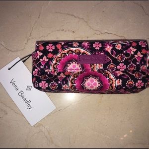 VERA BRADLEY SMALL MAGNETIC CLUTCH💕